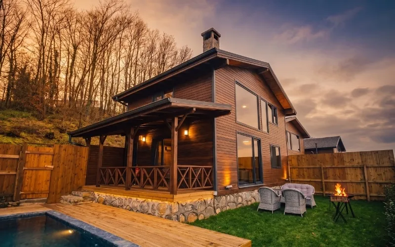 Göl Manzaralı Jakuzili Ve Özel Havuzlu Suit Bungalov